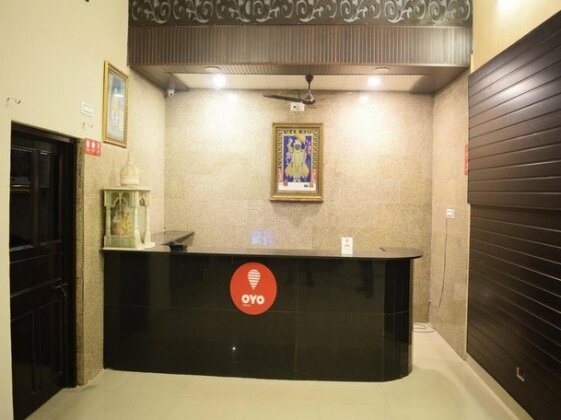 OYO Rooms Gulab Bagh Road - Photo4