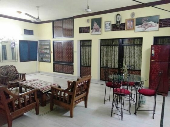 Parmanand Home Stay - Photo4