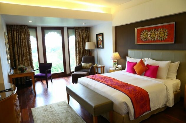 Radisson Blu Udaipur Palace Resort & Spa - Photo5