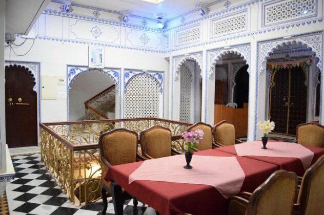 Shree Jagdish Mahal Heritage Hotel Udaipur - Photo4