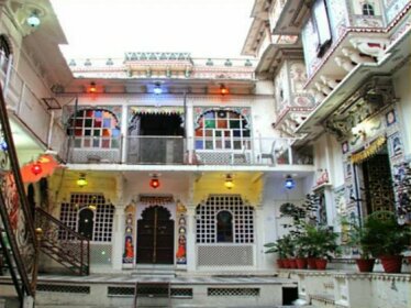 Shree Jagdish Mahal Heritage Hotel Udaipur