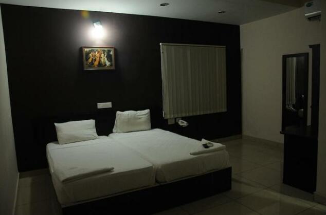 Hotel Sri Krishna Residency - Photo4