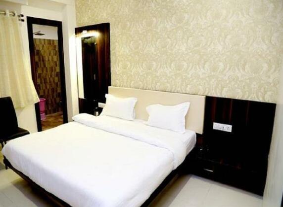 Hotel Kamad Giri Ujjain - Photo2