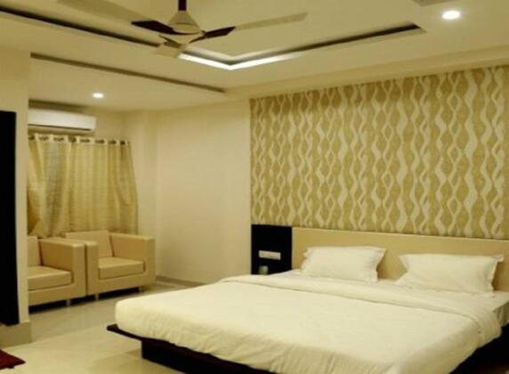 Hotel Kamad Giri Ujjain - Photo4