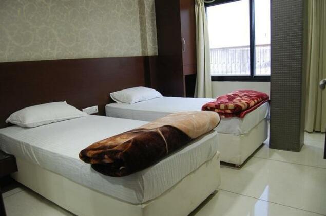 Hotel Poonam Palace - Photo5