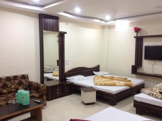 Hotel Vrandavan Palace - Photo5