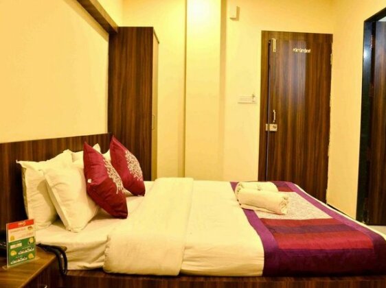 OYO 2520 Hotel Ashoka Palace - Photo4