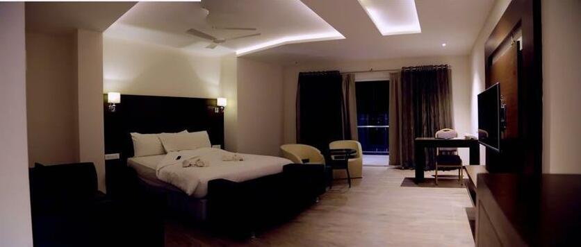 Shanti Clarks Inn Suites Ujjain - Photo5