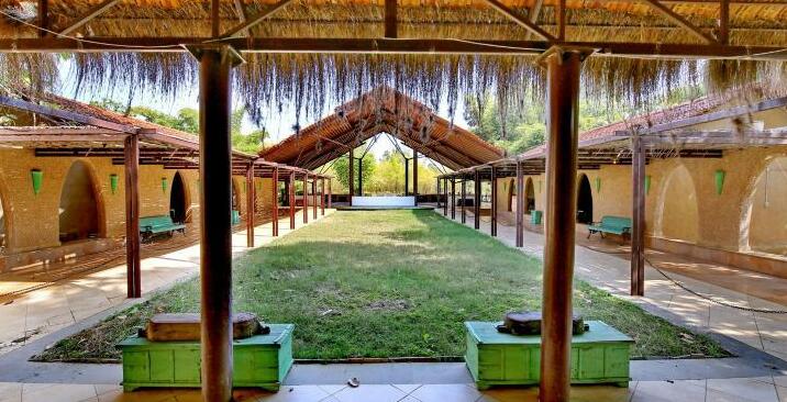 Celebration Van Vilas Resort Bandhavgarh - Photo3