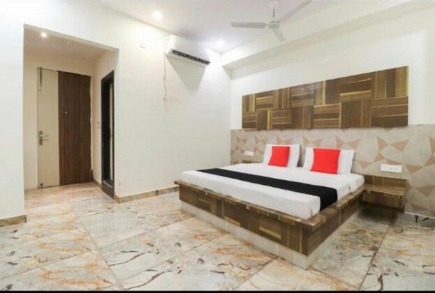 Hotel Geeta Garden - Photo4