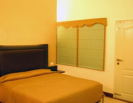 Hotel Status Club - Photo5