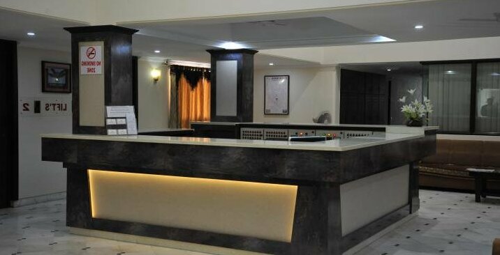 Hotel Alpha Vadodara - Photo2