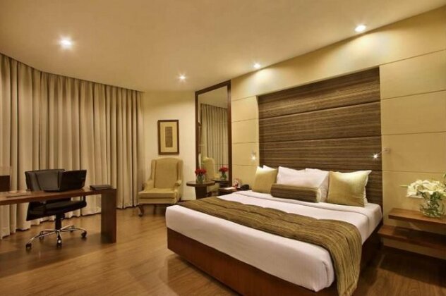 Hotel Express Residency Vadodara - Photo5