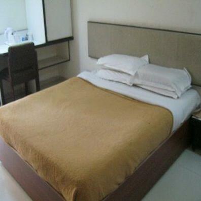 Hotel Gaurav Vadodara - Photo4