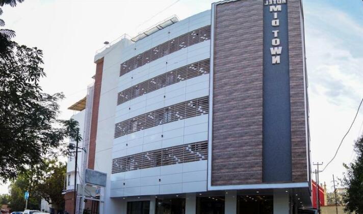 Hotel Midtown Vadodara - Photo4