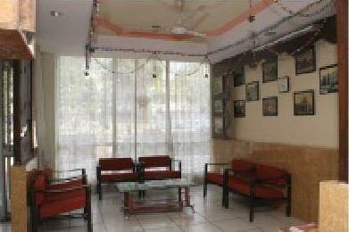 Hotel Mini Palace Vadodara