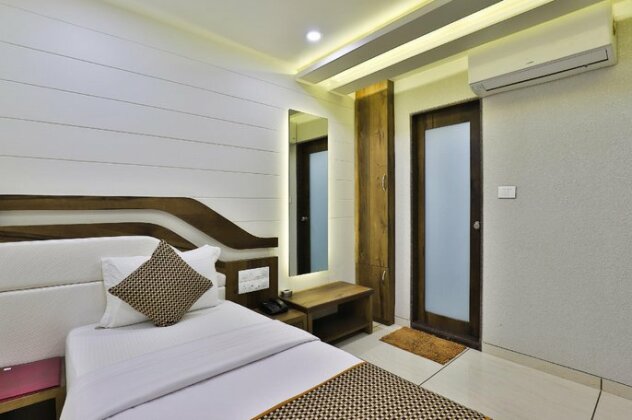 Hotel Pearl Vadodara - Photo3