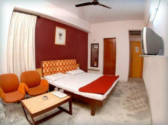 Hotel Rahi Inn - Photo4