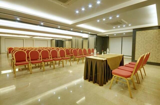 Hotel Tansha Regency - Photo2