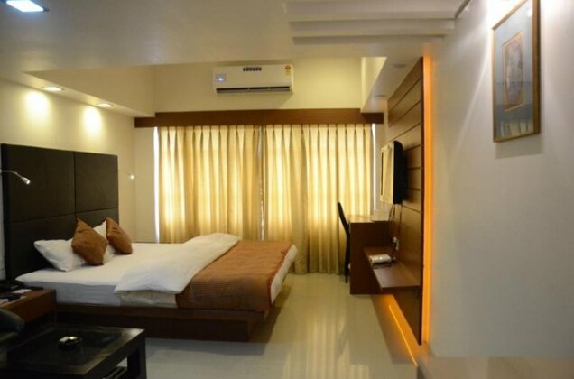 Hotel Yuvraj - Photo3