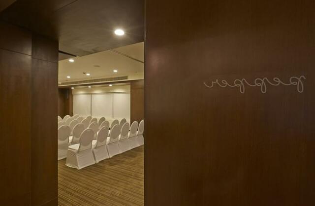 K10 Hotel - Photo4