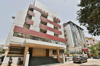 OYO 14411 Hotel Royal