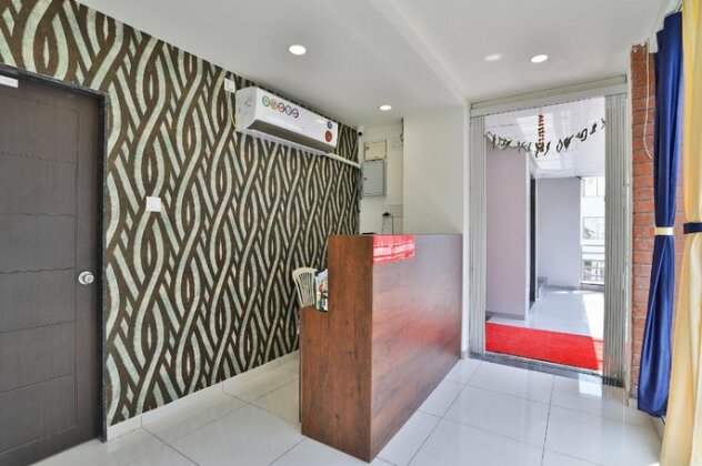 OYO 30540 Hotel Infinity - Photo2
