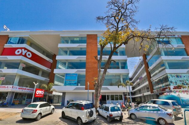 OYO 30540 Hotel Infinity - Photo5