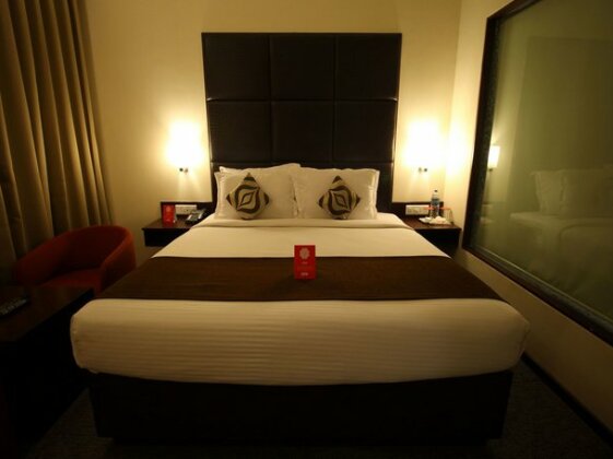 OYO 4320 Hotel Aum Regency - Photo2