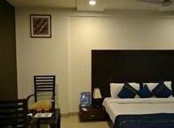 OYO Rooms BBC Tower Sayajigunj Vadodara - Photo4