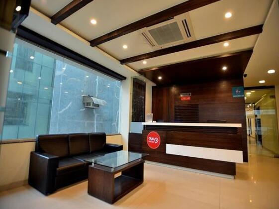 OYO Rooms Sayajigunj 1 - Photo3