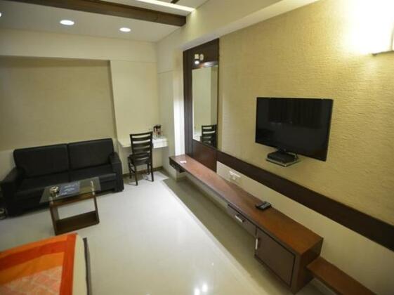OYO Rooms Sayajigunj 1 - Photo5