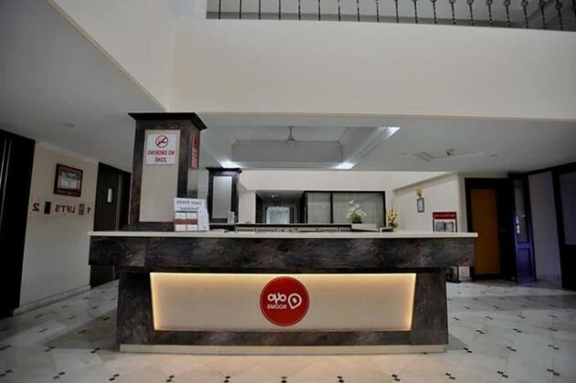 OYO Rooms Sayajigunj Pheonix Complex - Photo4