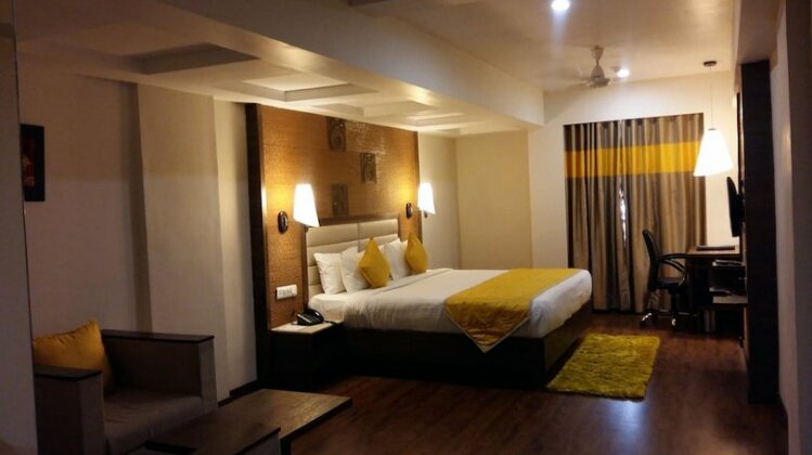 Pride Biznotel Vadodara - Photo2