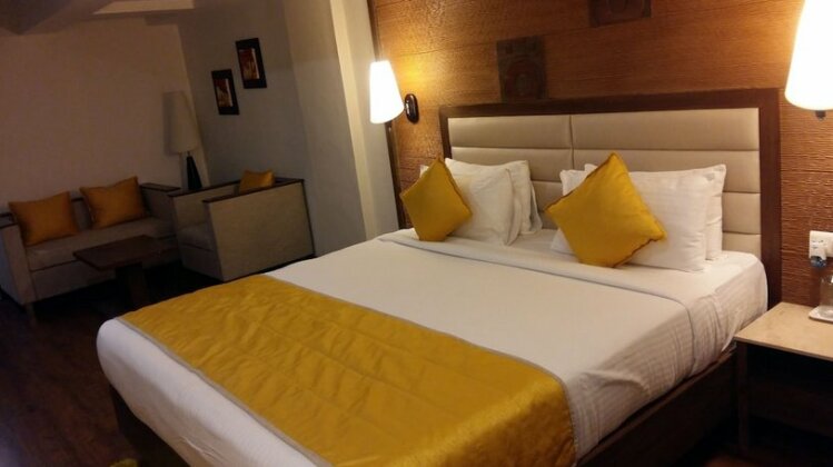 Pride Biznotel Vadodara - Photo4