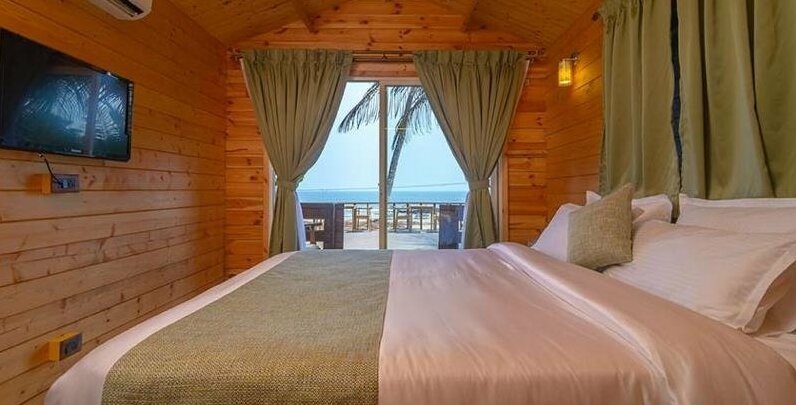 Antares Beach Resort - Photo5