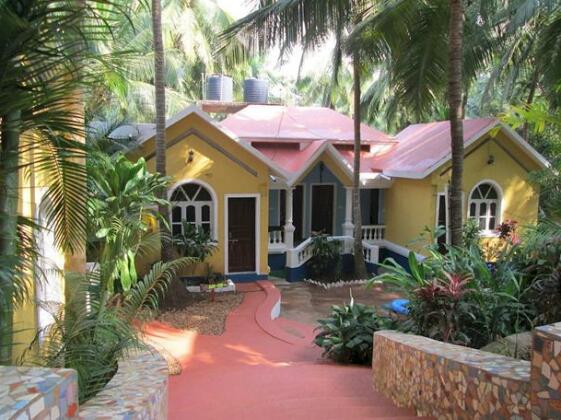 Bella Anand Resort