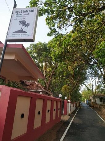 Blissful Edge Guest House - Photo2