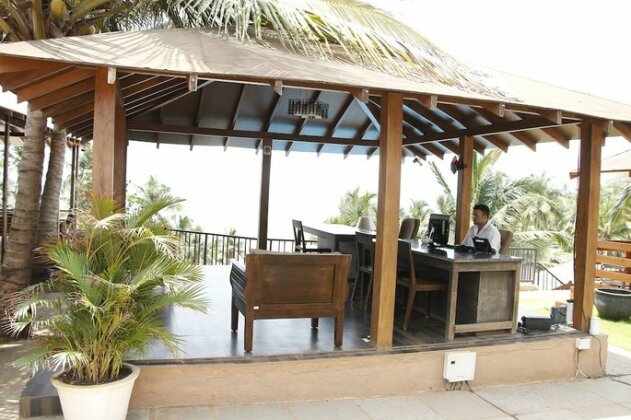Larive Beach Resort - Photo2