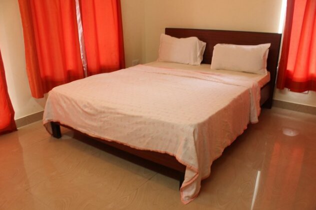 OYO 813 Modern 1 BHK Near Vagator Beach - Photo2