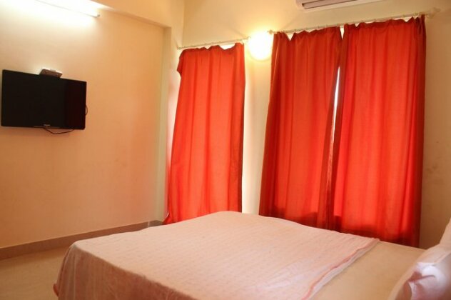 OYO 813 Modern 1 BHK Near Vagator Beach - Photo4