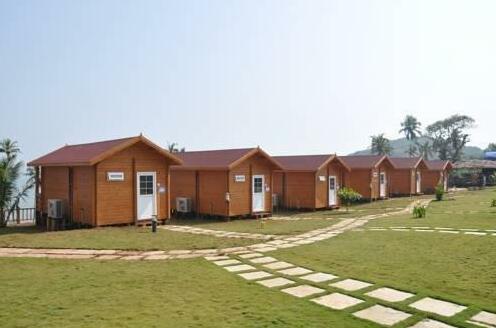 Ozran Heights Beach Resort - Photo2