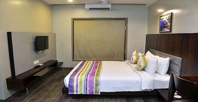 Hotel Grandeur Valsad - Photo4