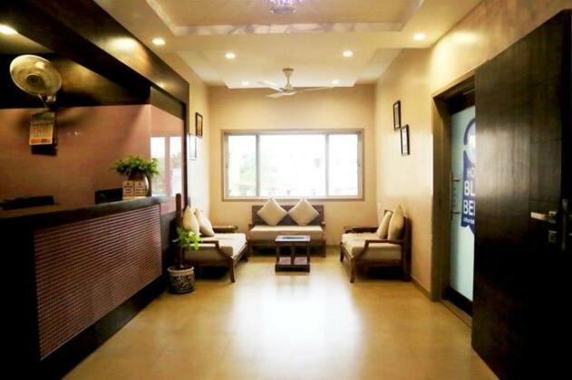 StayVista Rooms at Dhobi Talao - Photo4