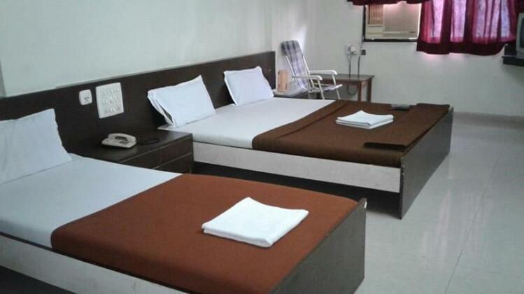 Hotel Rahil Vapi - Photo4