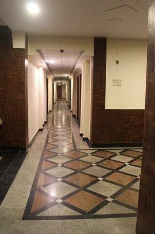 Hotel Royale Inn - Photo3