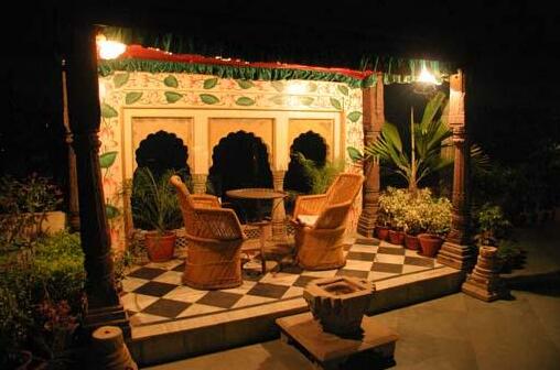 Ganges View Hotel Varanasi - Photo2