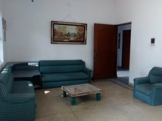 Homestay in Varanasi near Chaukhandi Stupa - Photo2