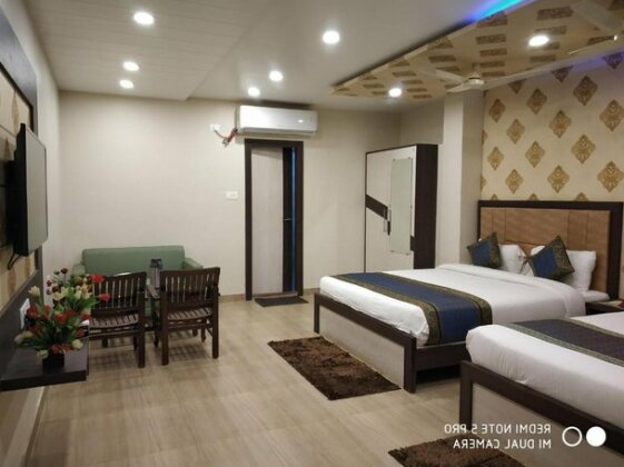 Hotel Aadesh Palace - Photo3