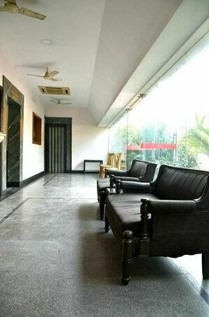 Hotel Aditya Inn Cantt